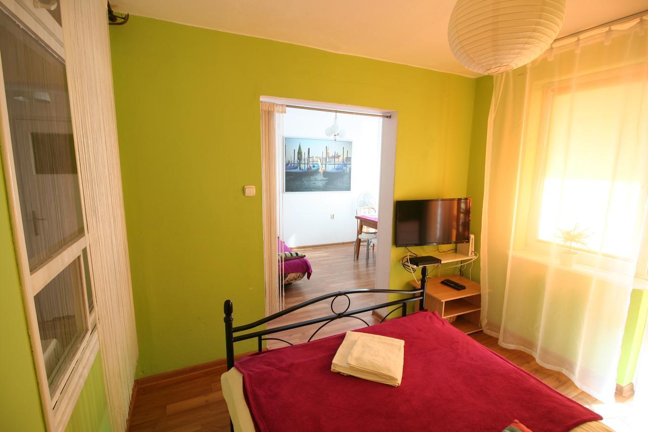 Apartamenty Varsovie Twarda City Extérieur photo