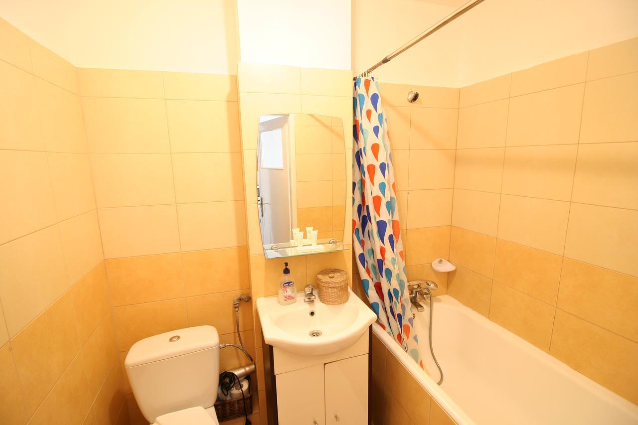 Apartamenty Varsovie Twarda City Extérieur photo