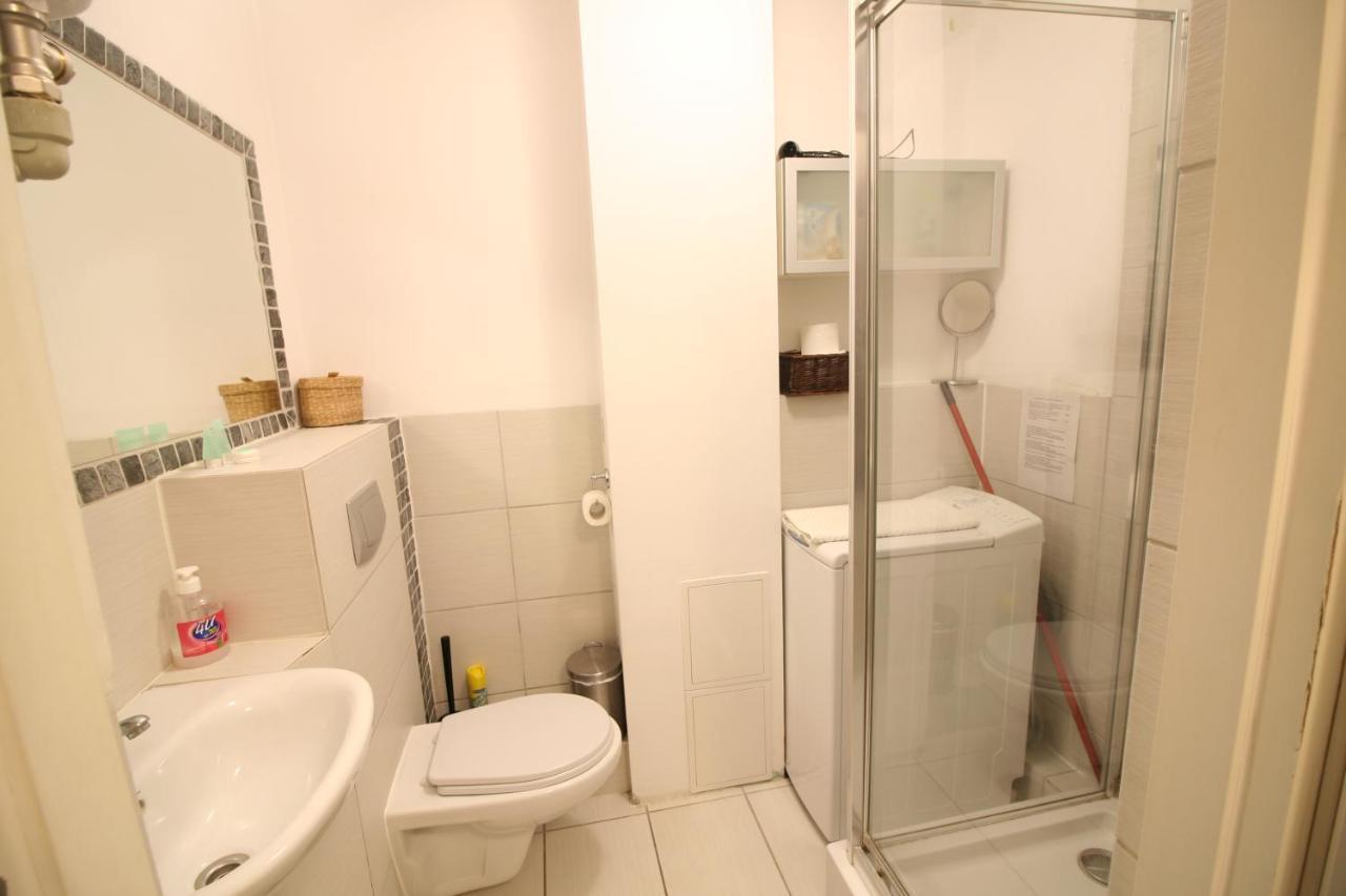 Apartamenty Varsovie Twarda City Extérieur photo